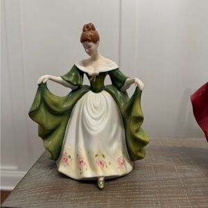Royal Doulton Pretty Ladies Figurine - Green and White 2005 Hannah